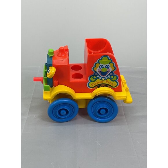 Vintage Fisher Price Little People Crazy Clown Fire Brigade Car #657 - Picture 2 of 6
